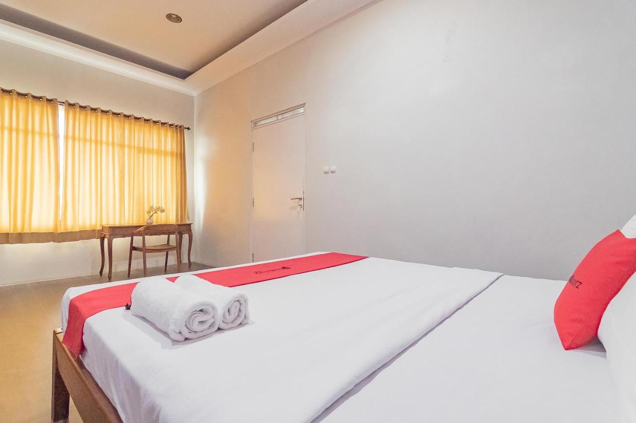 Reddoorz Resort Syariah Near D'Castello Ciater Subang Buitenkant foto
