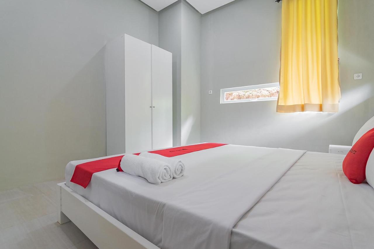 Reddoorz Resort Syariah Near D'Castello Ciater Subang Buitenkant foto