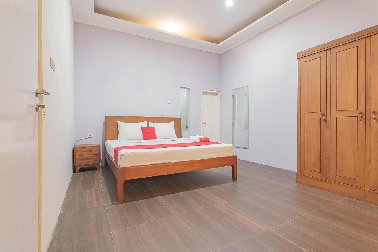 Reddoorz Resort Syariah Near D'Castello Ciater Subang Buitenkant foto