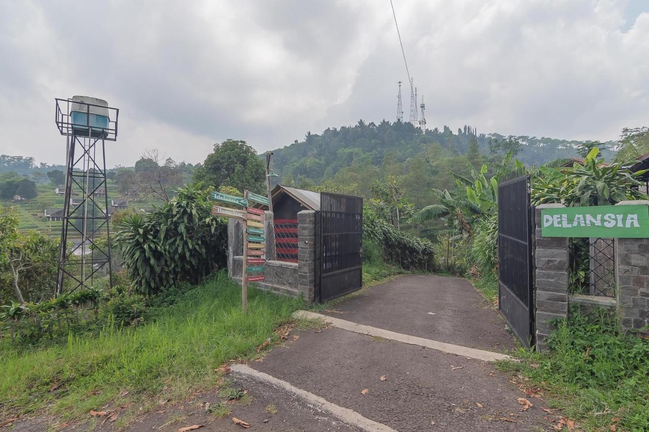 Reddoorz Resort Syariah Near D'Castello Ciater Subang Buitenkant foto
