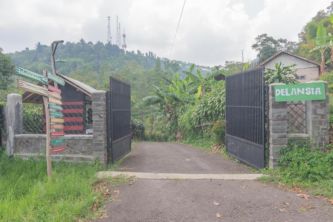 Reddoorz Resort Syariah Near D'Castello Ciater Subang Buitenkant foto